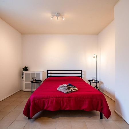 350 M Dalla Stazione L Parcheggio Free L Nova Loft Parma Exterior foto