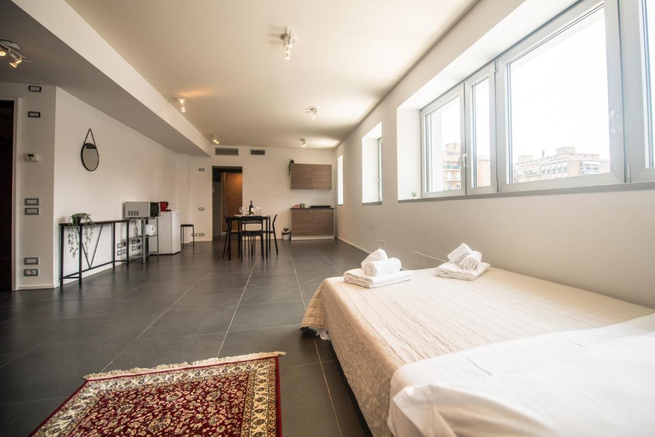350 M Dalla Stazione L Parcheggio Free L Nova Loft Parma Exterior foto