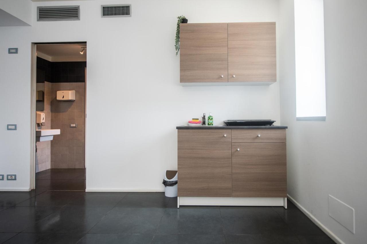 350 M Dalla Stazione L Parcheggio Free L Nova Loft Parma Exterior foto