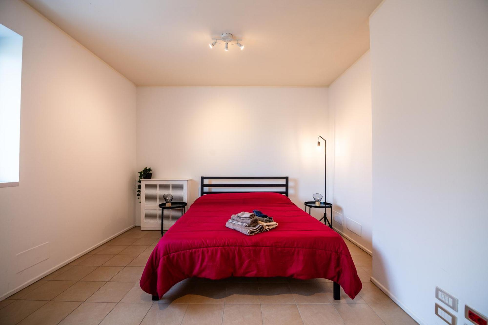350 M Dalla Stazione L Parcheggio Free L Nova Loft Parma Exterior foto